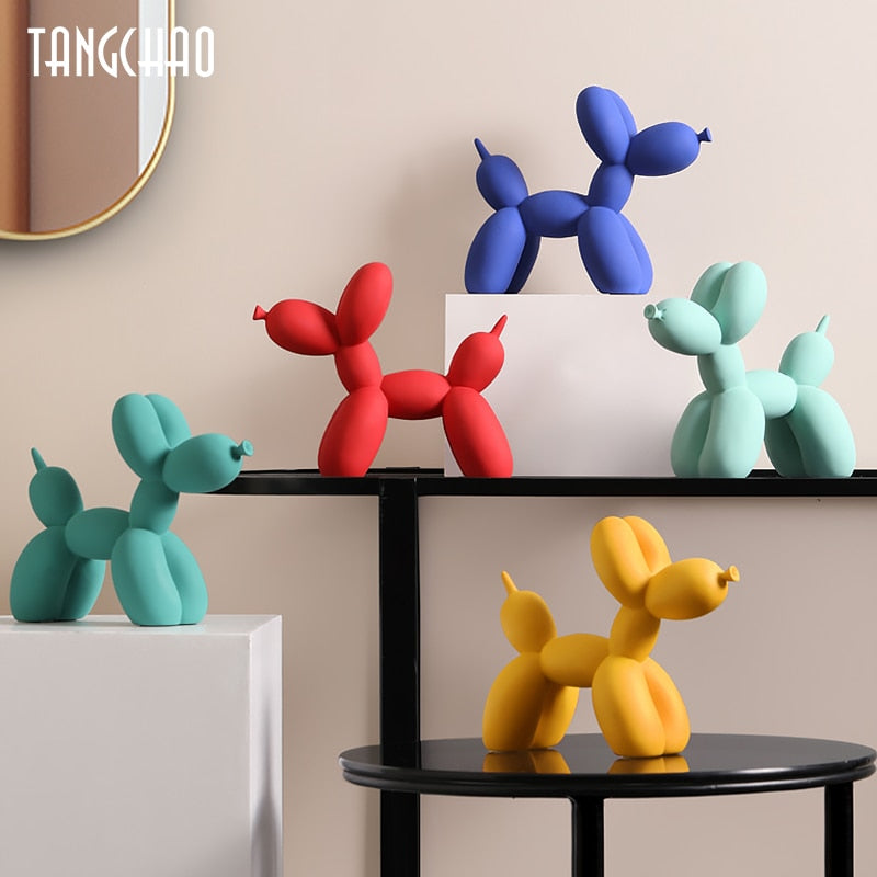 Nordic Resin Crafted Balloon Dog