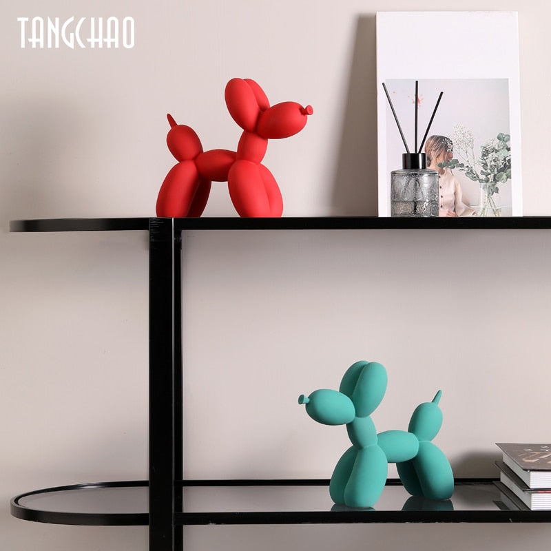 Nordic Resin Crafted Balloon Dog